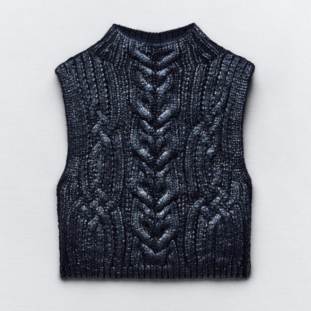 🆕 with tags Zara METALLIC CABLE KNIT VEST Size Large